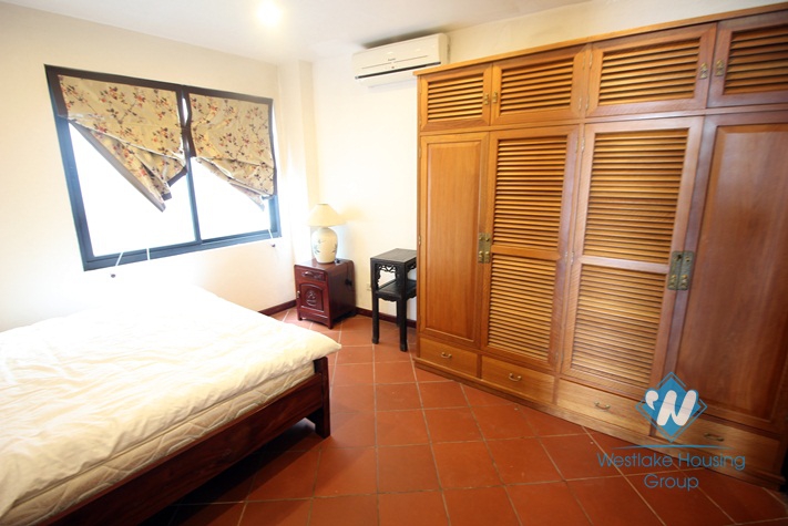 A beautiful apartment with lake view for rent in Tay Ho, Ha Noi